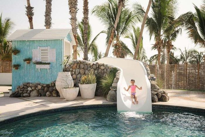 Deluxe & Ocean View Resort *