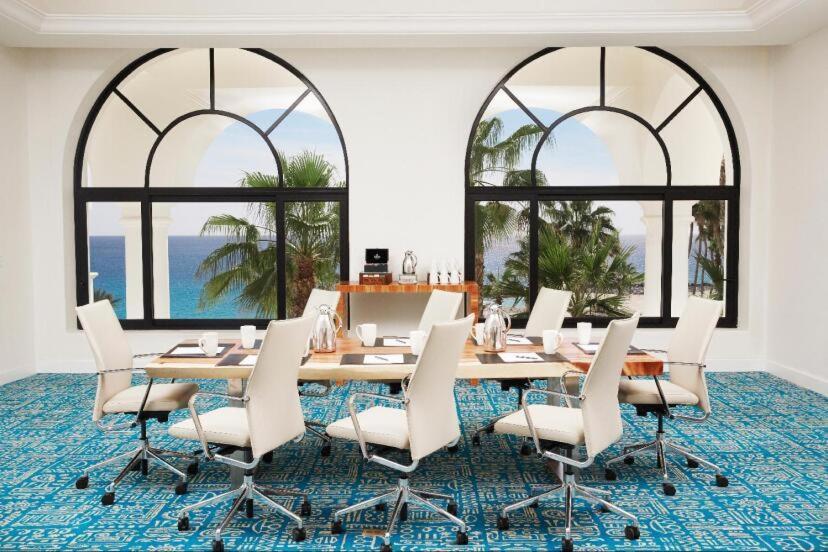 Deluxe & Ocean View Resort El Bedito