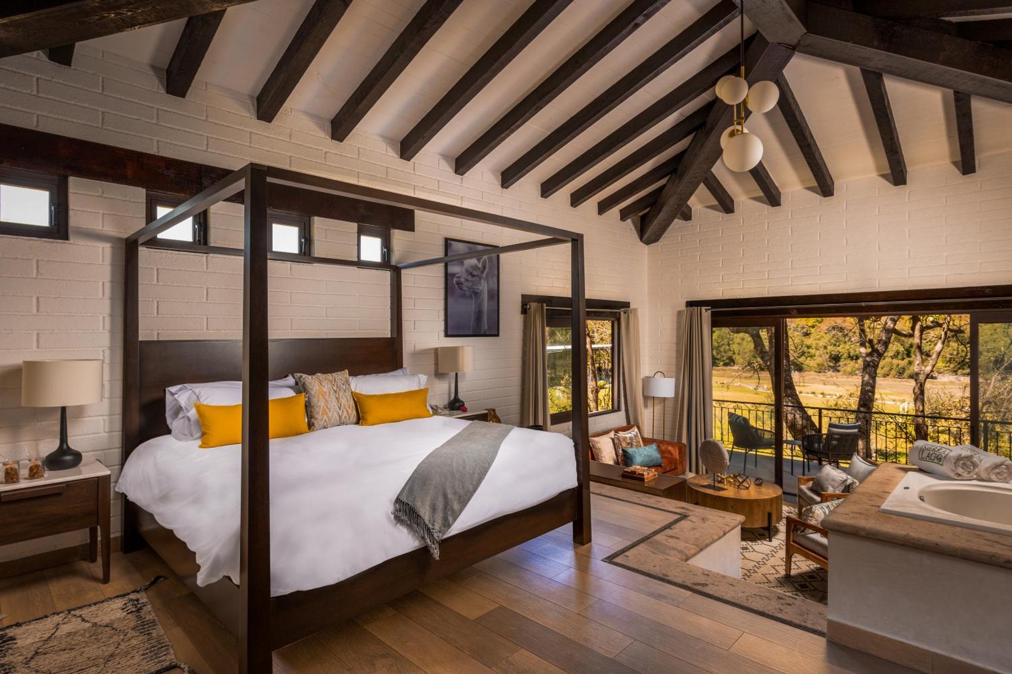 Sierra Hotel La Laguna