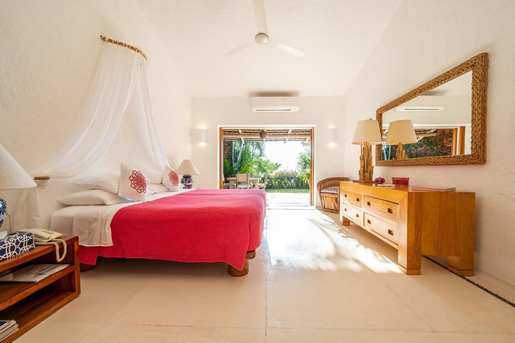 Private In Villa *