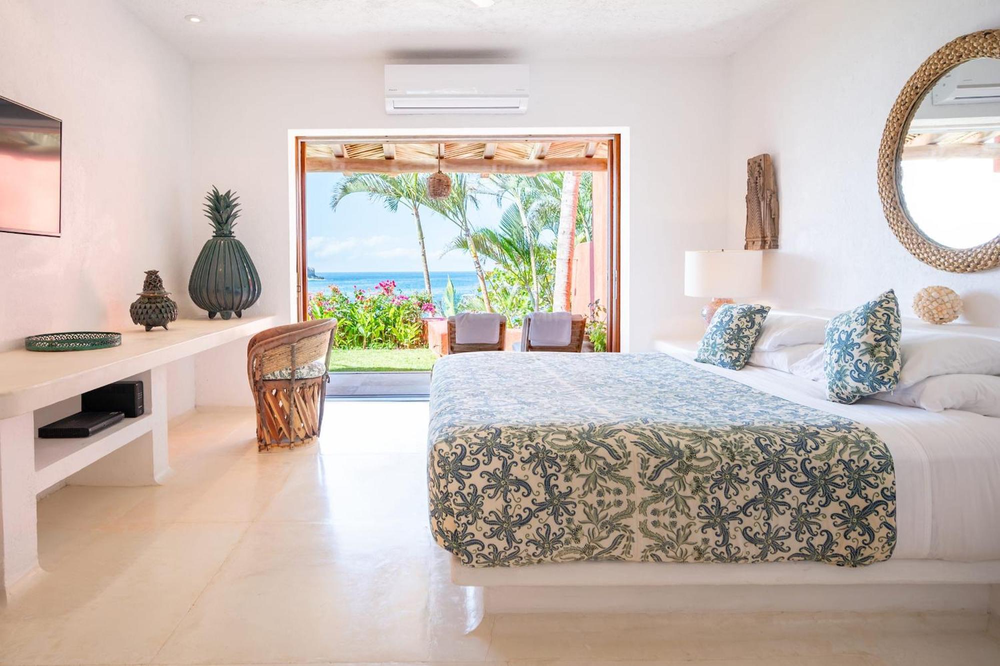 Private In Villa *