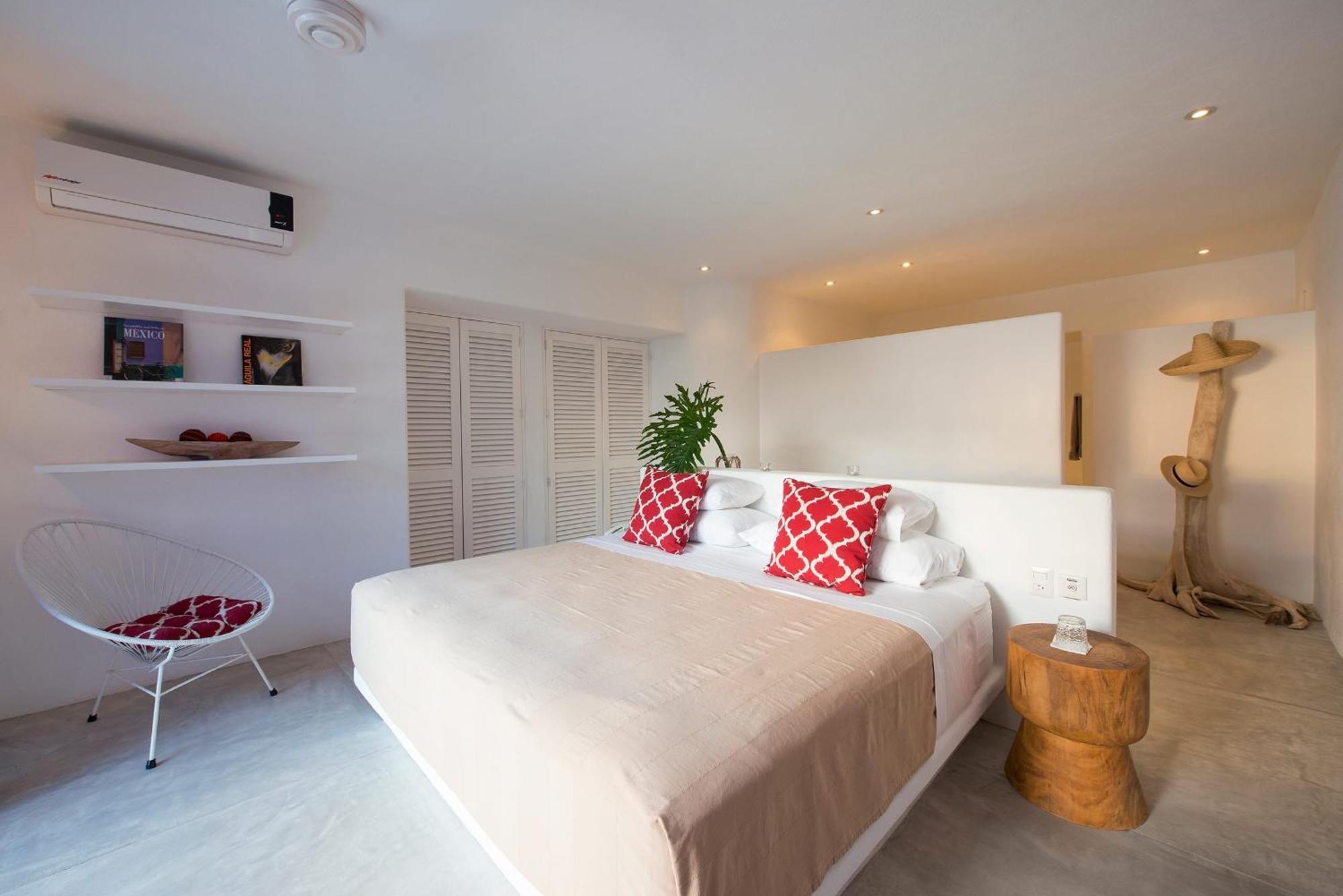 Private In Villa