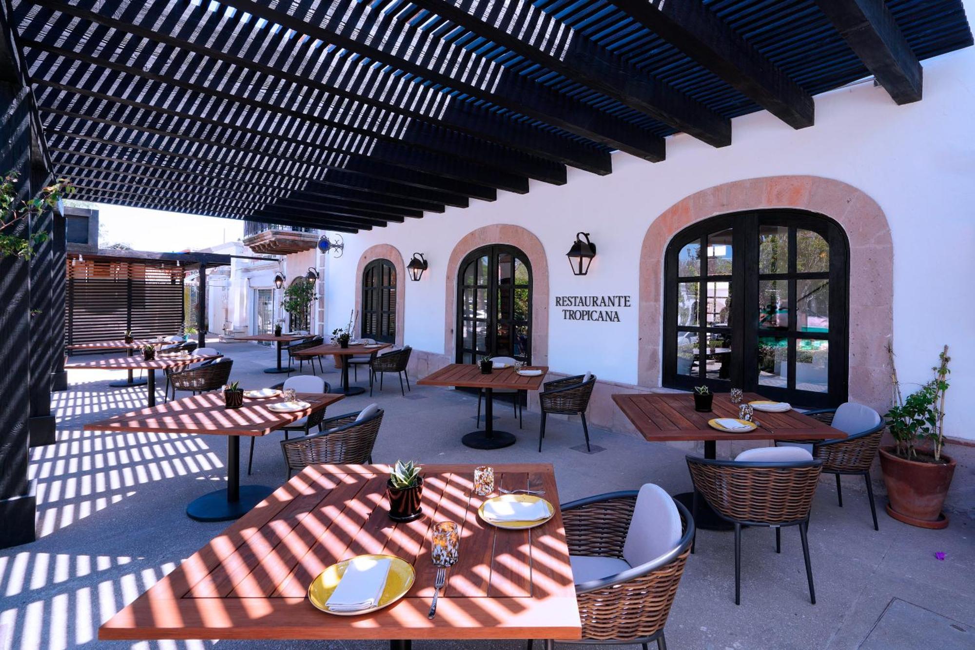Tropicana Cabos, Tapestry Collection By Hilton
