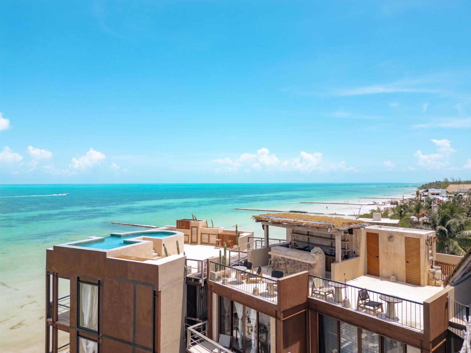 Awa Boutique - Front Hotel 5*
