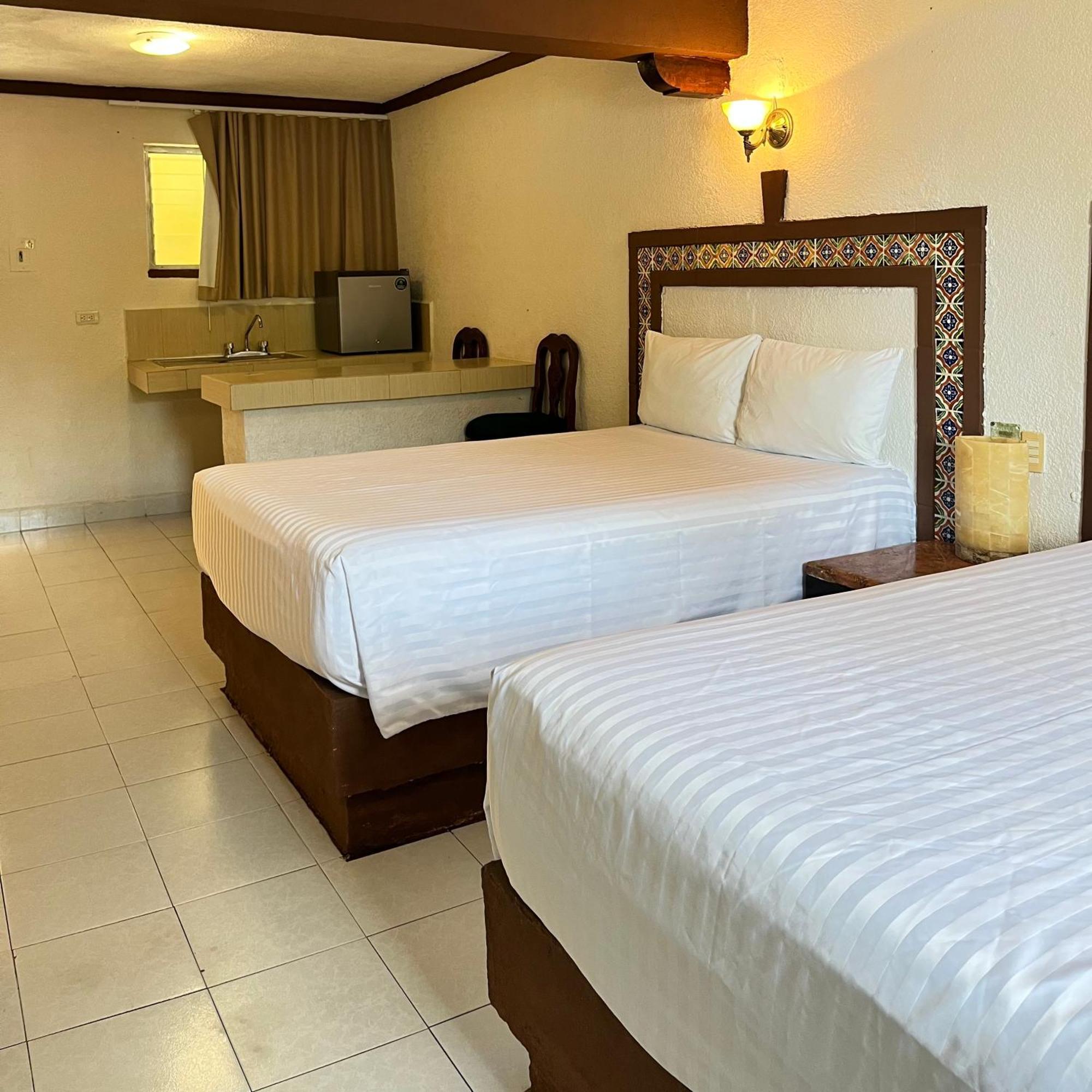 Center Hotel Cancun
