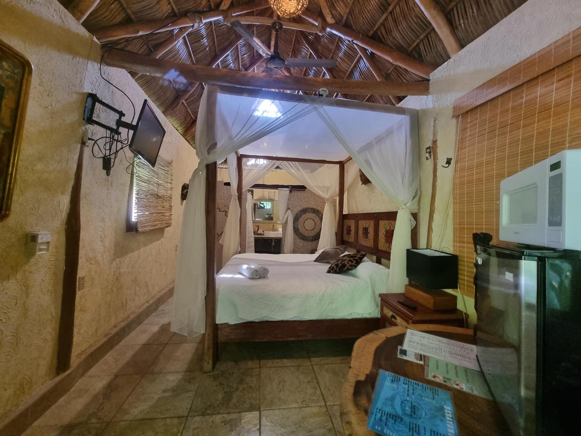 Lodge Eco Tahawi
