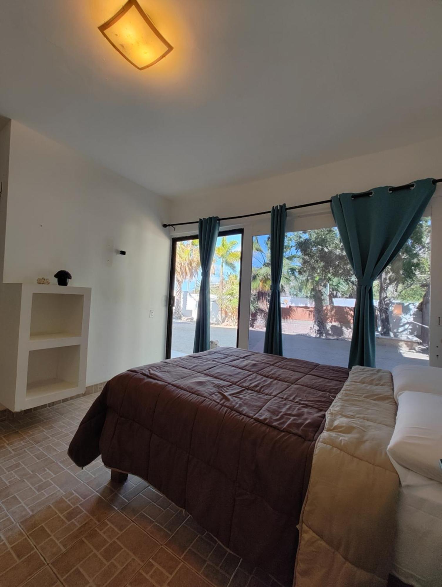 Confortable Cerca Del Mar Homestay *