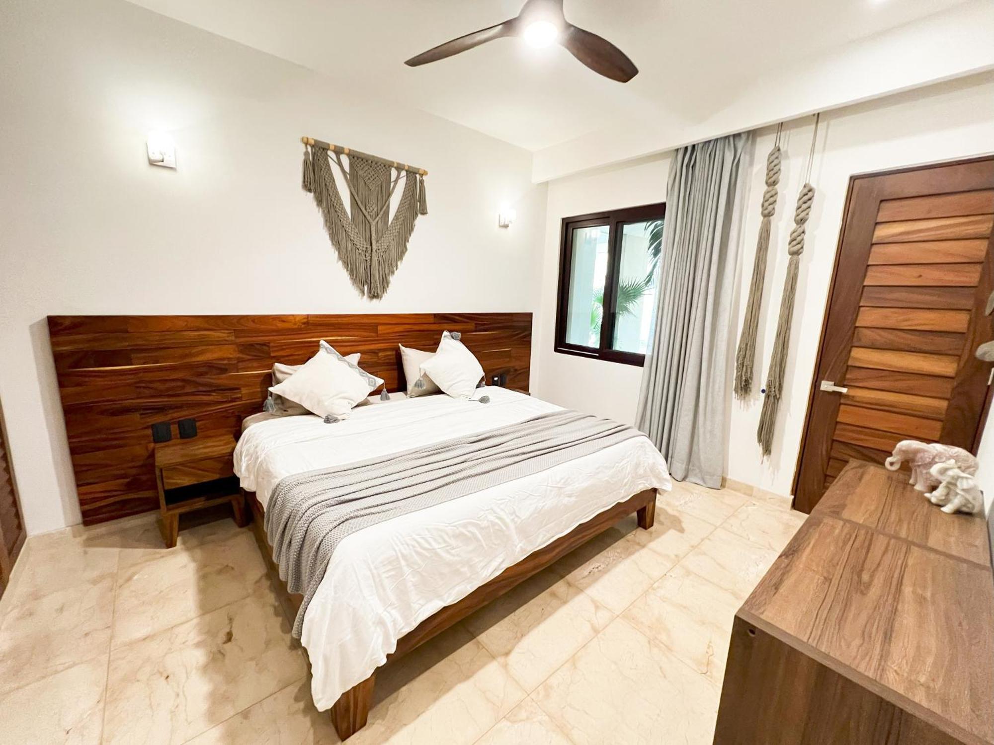 Ground Floor Paradise With Marina View And Pool Paddleboard Included Apartment *