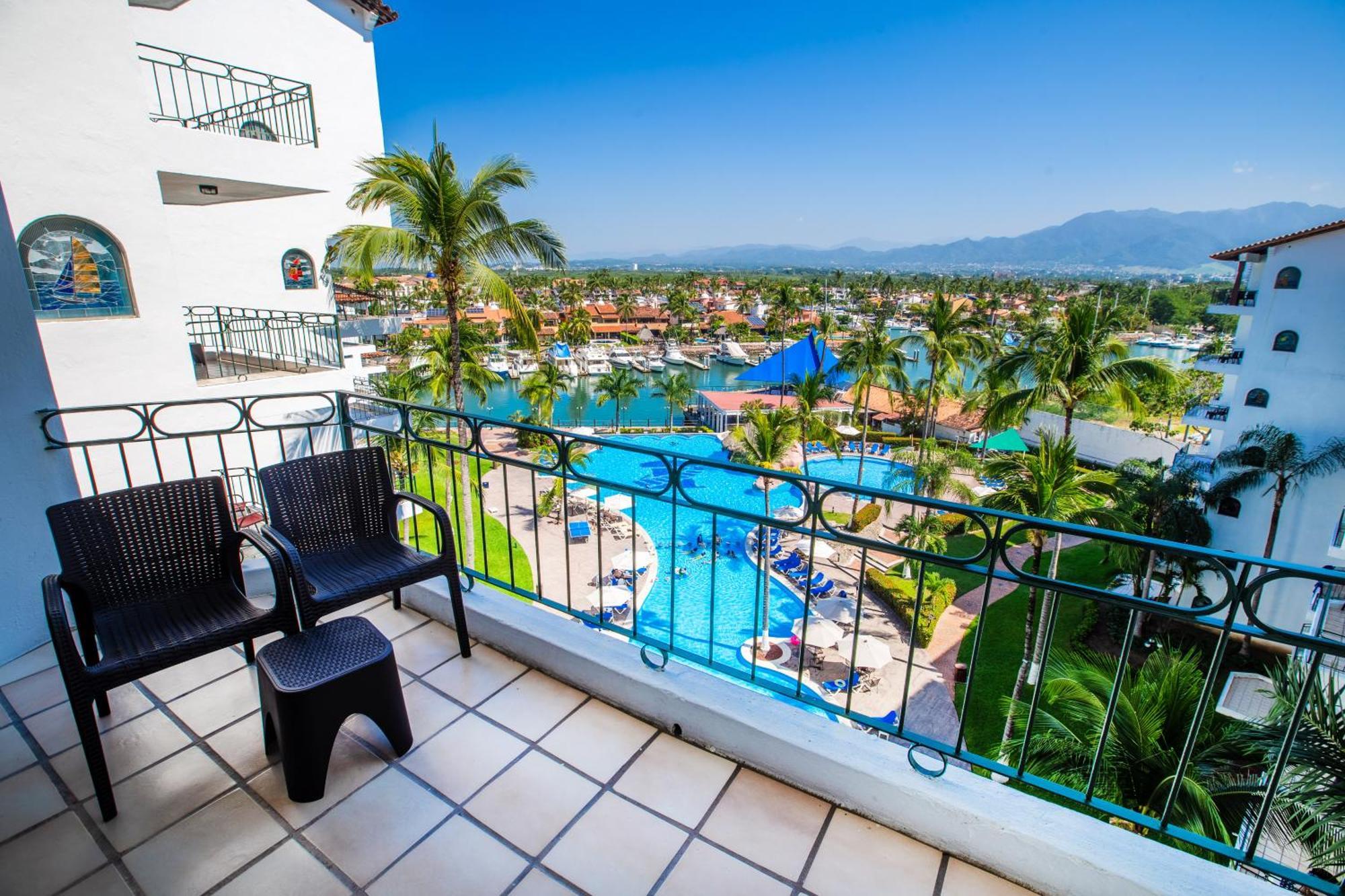 Resort Vamar Vallarta Marina &