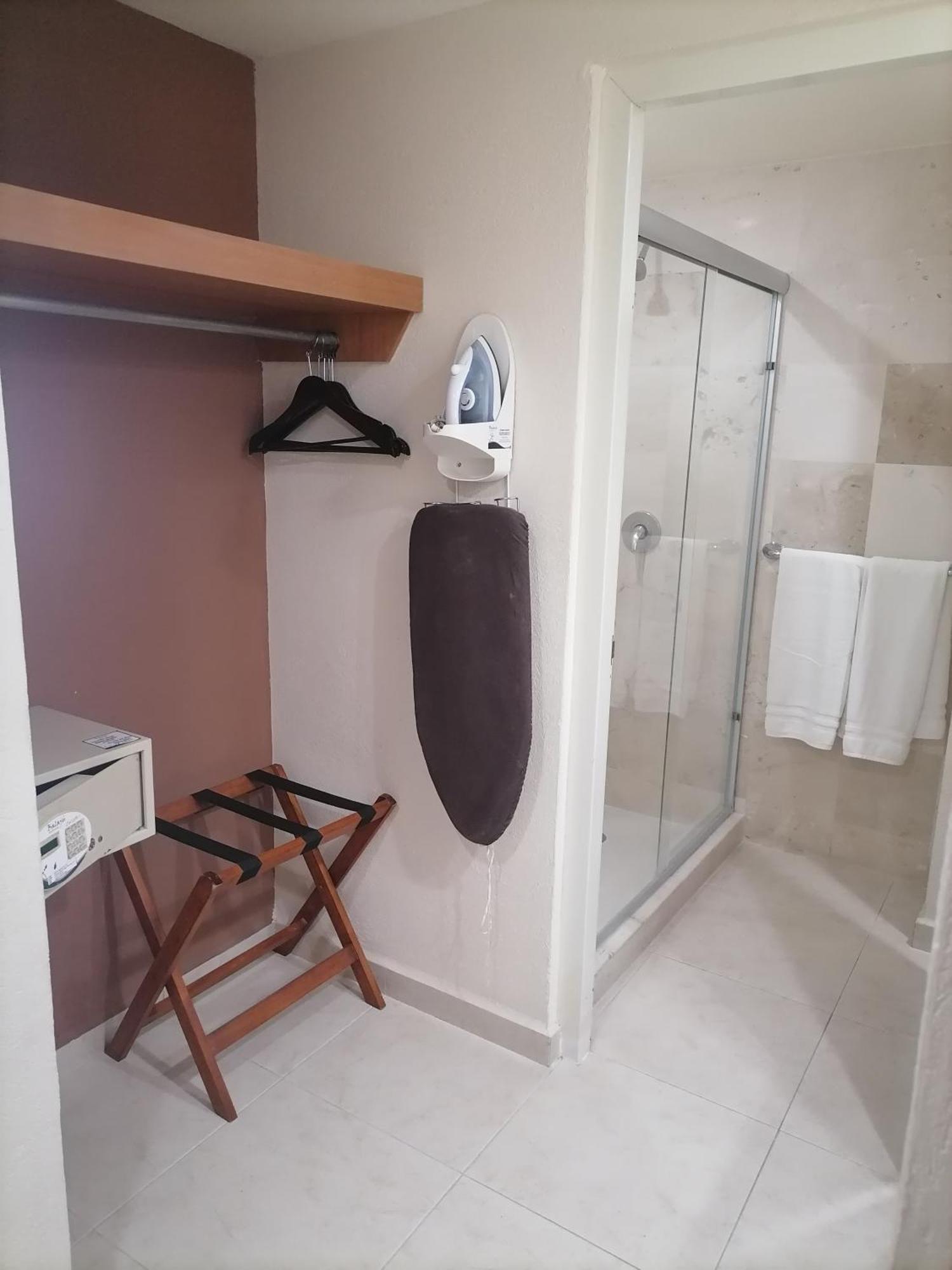 Hotel Balaju & Veracruz