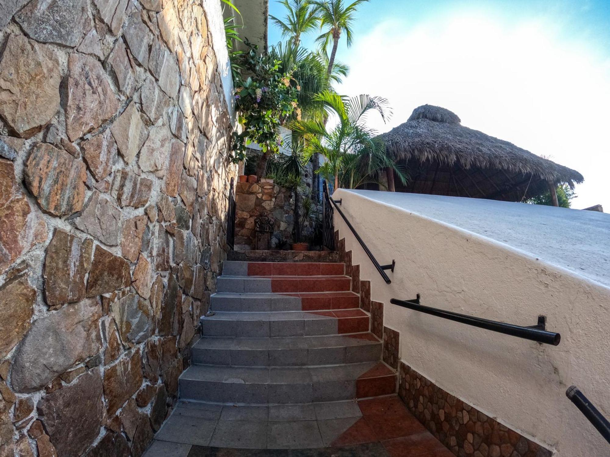 Bed & Breakfast Casa Artista Manzanillo