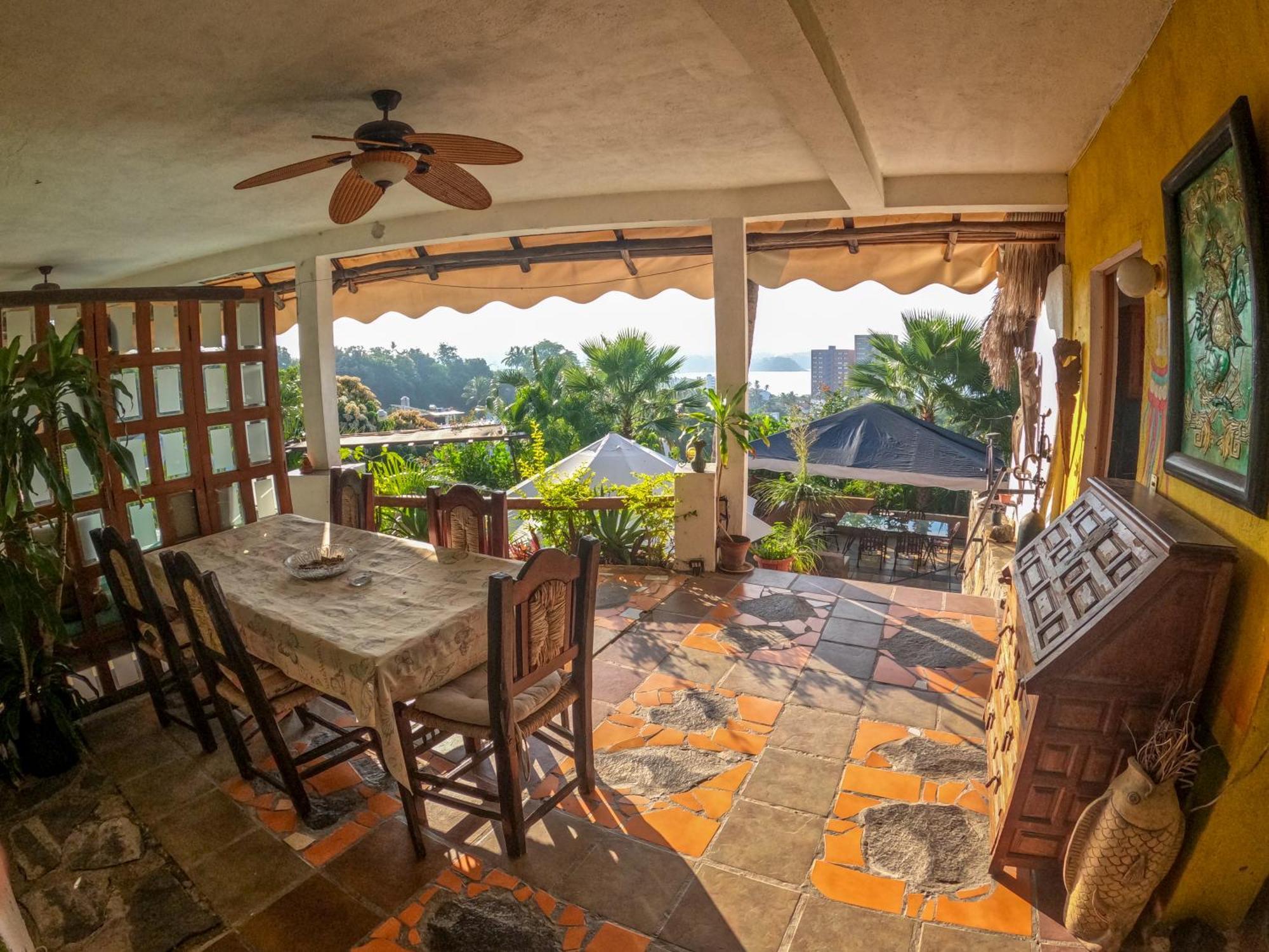 Casa Artista Bed & Breakfast Manzanillo