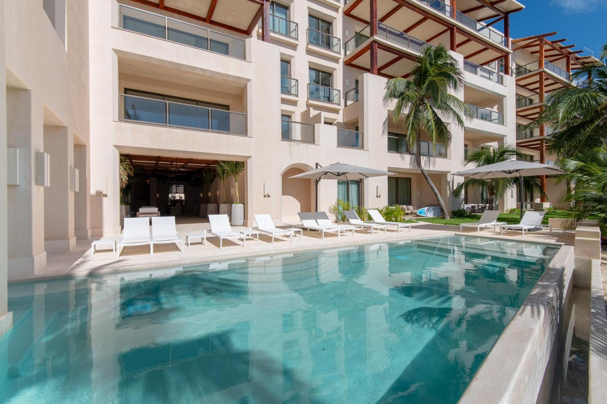 Artila Condos,