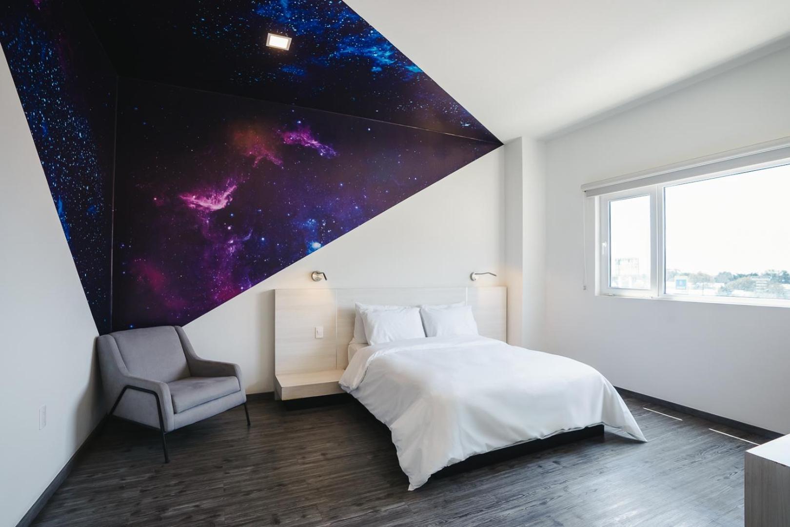 Life Hotel 4*