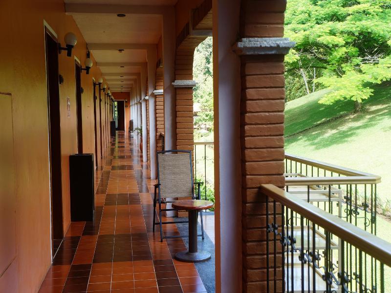 Hotel Mision Cocuyos Alta Montana 4*