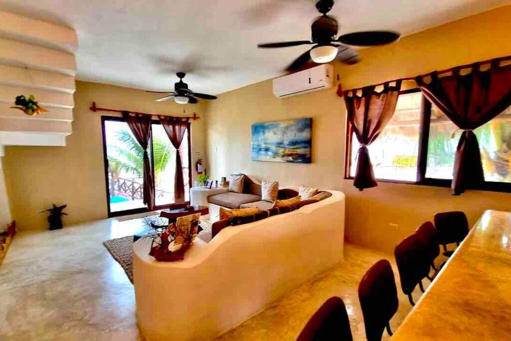 Casa Libelula Beachfront House Isla Holbox