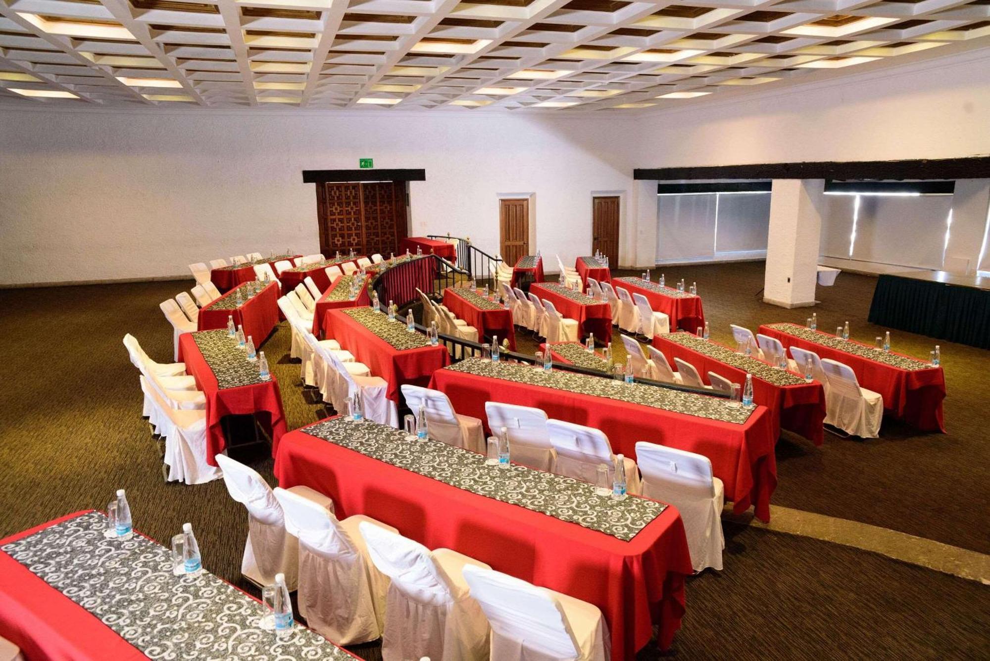 Radisson Tapatio Guadalajara Aeropuerto 4*