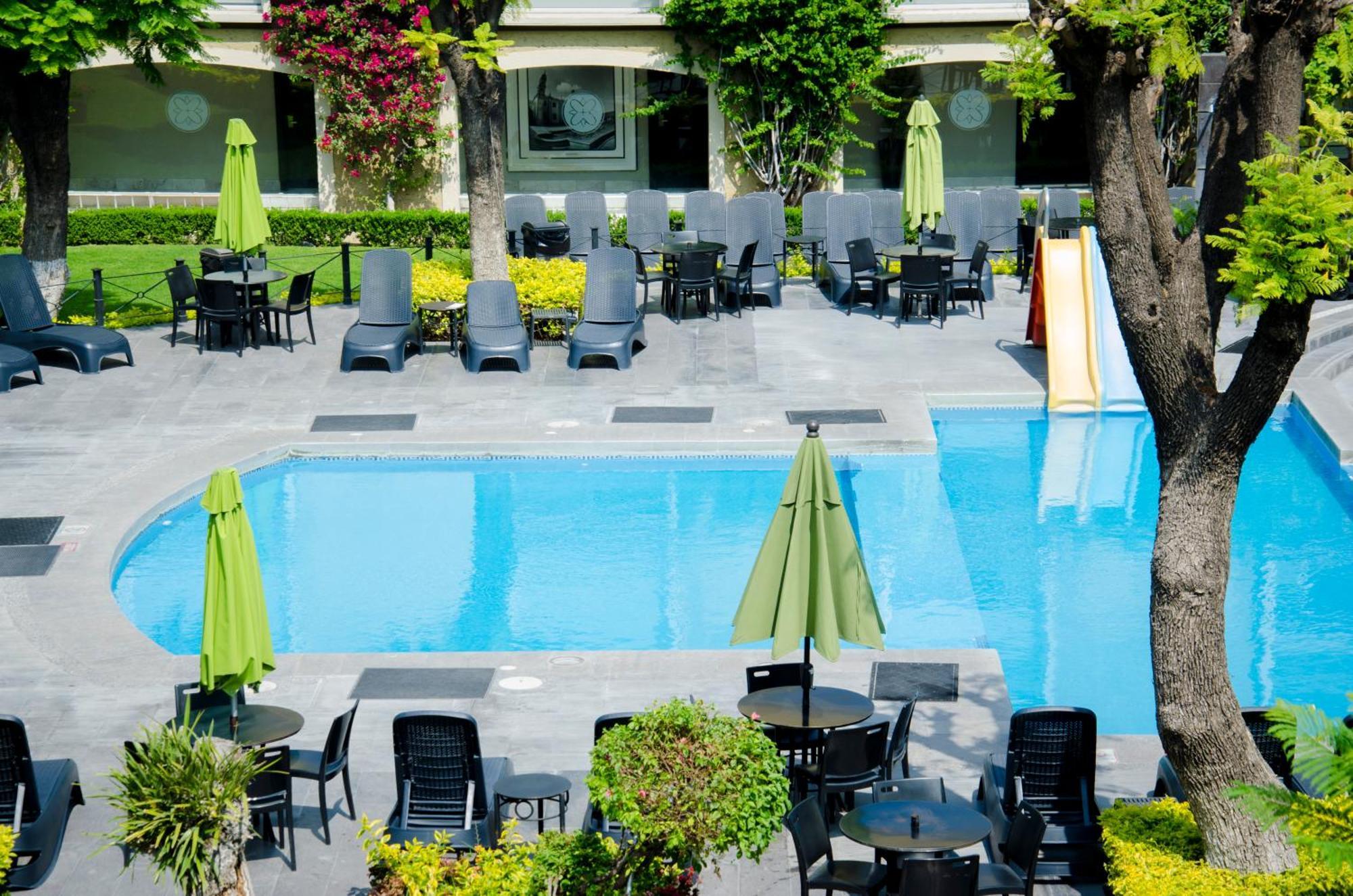 Hotel Plaza Camelinas Queretaro