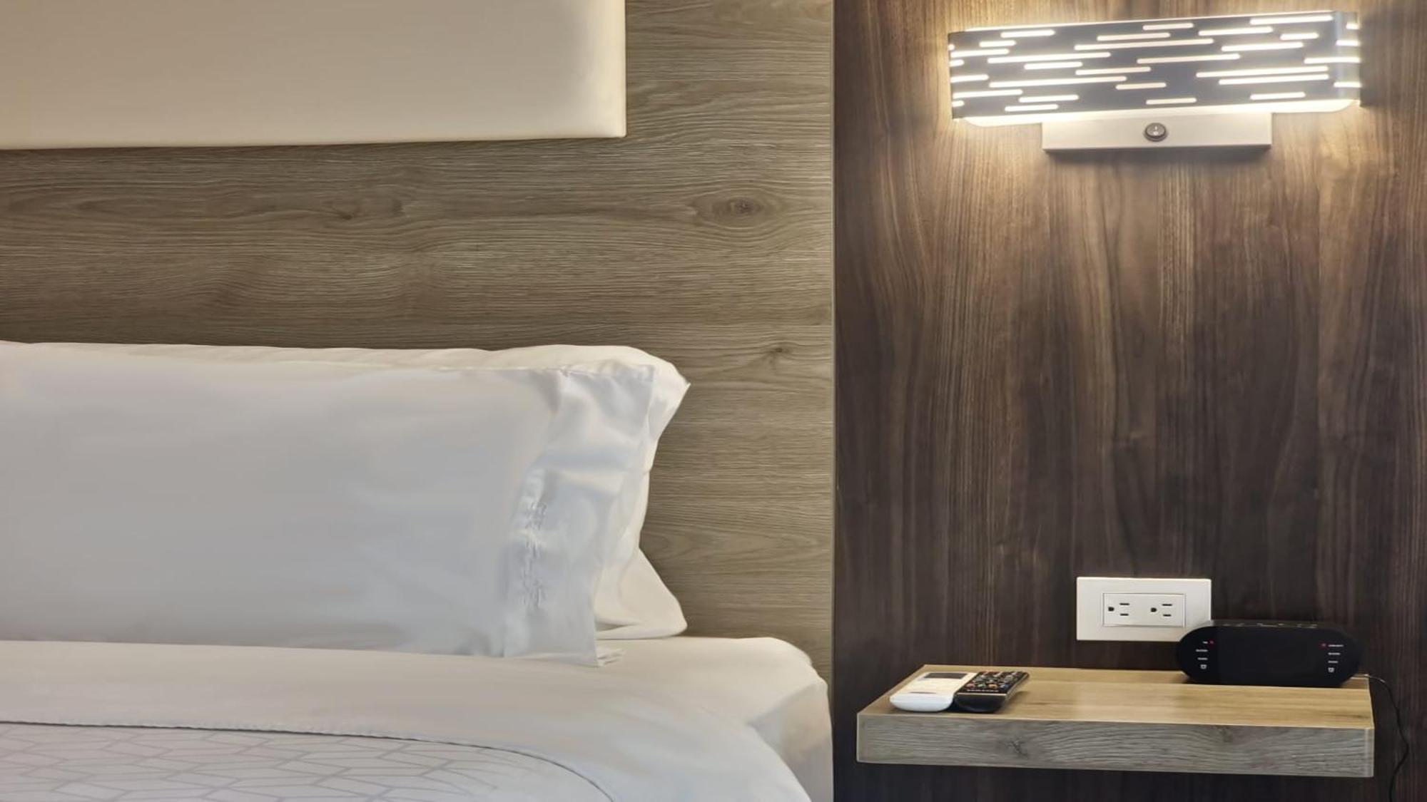 Hotel Express By Ihg 4*
