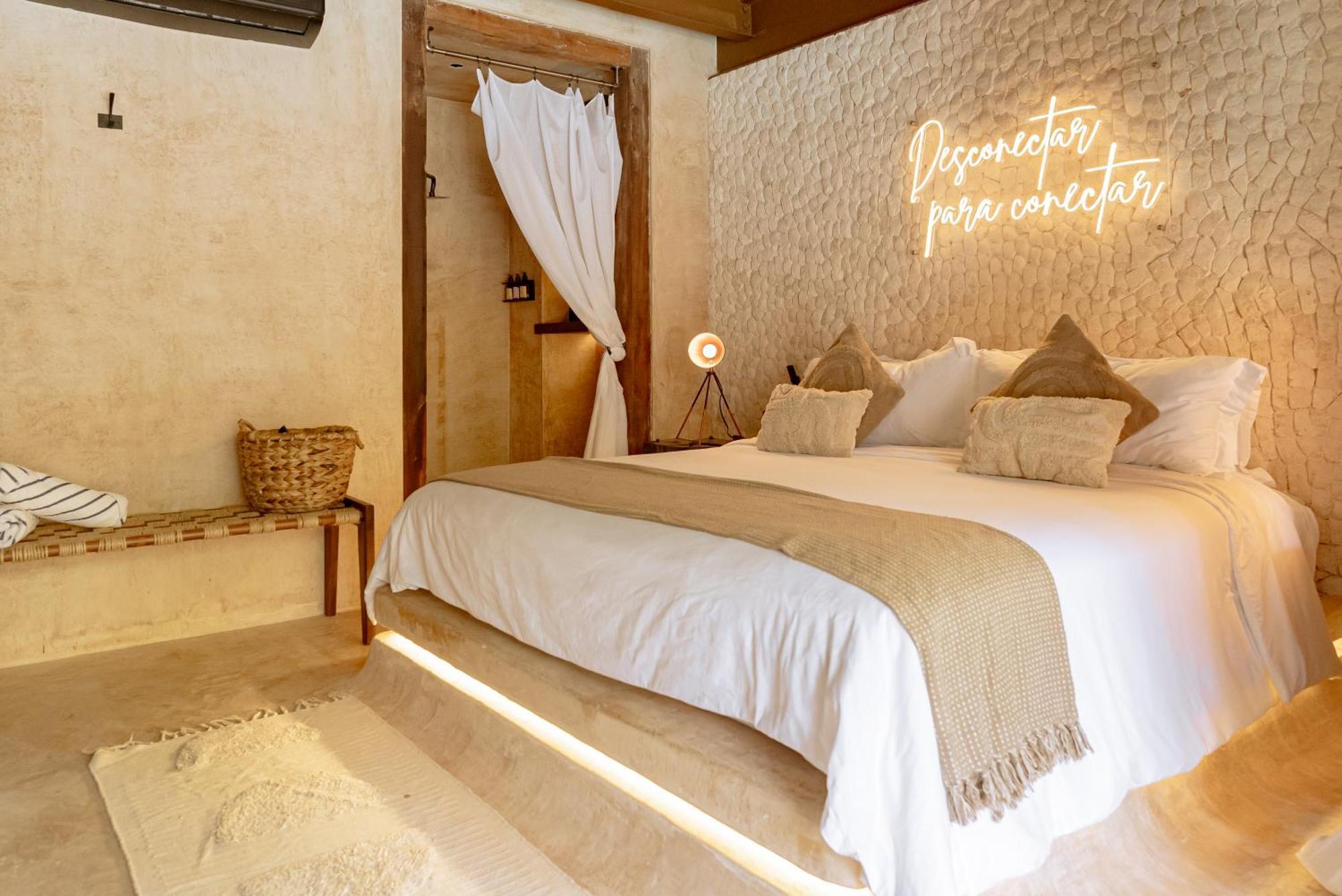 Hotel Awa Boutique - Front