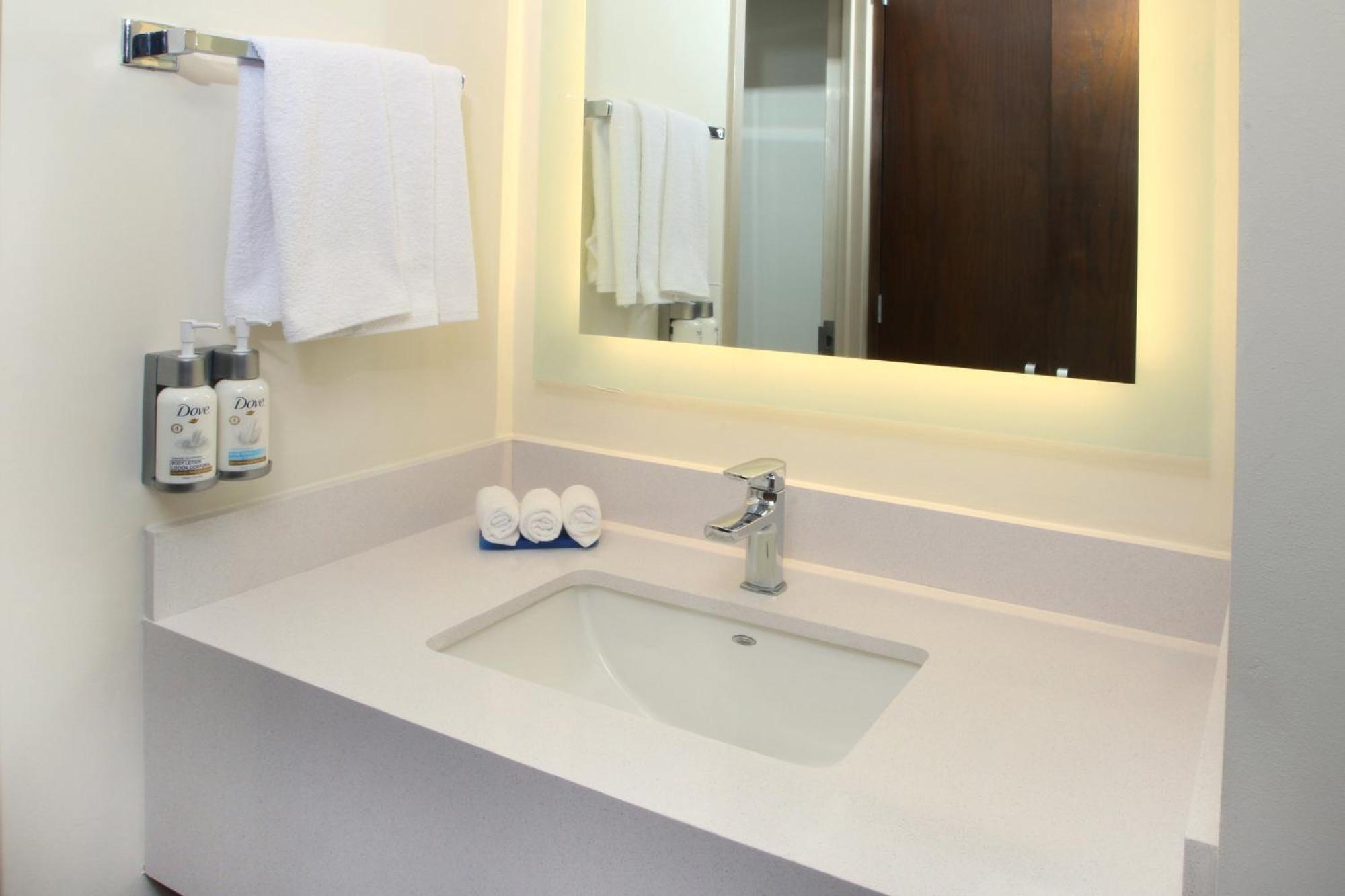 Hotel Express Galerias-san Jeronimo By Ihg Monterrey