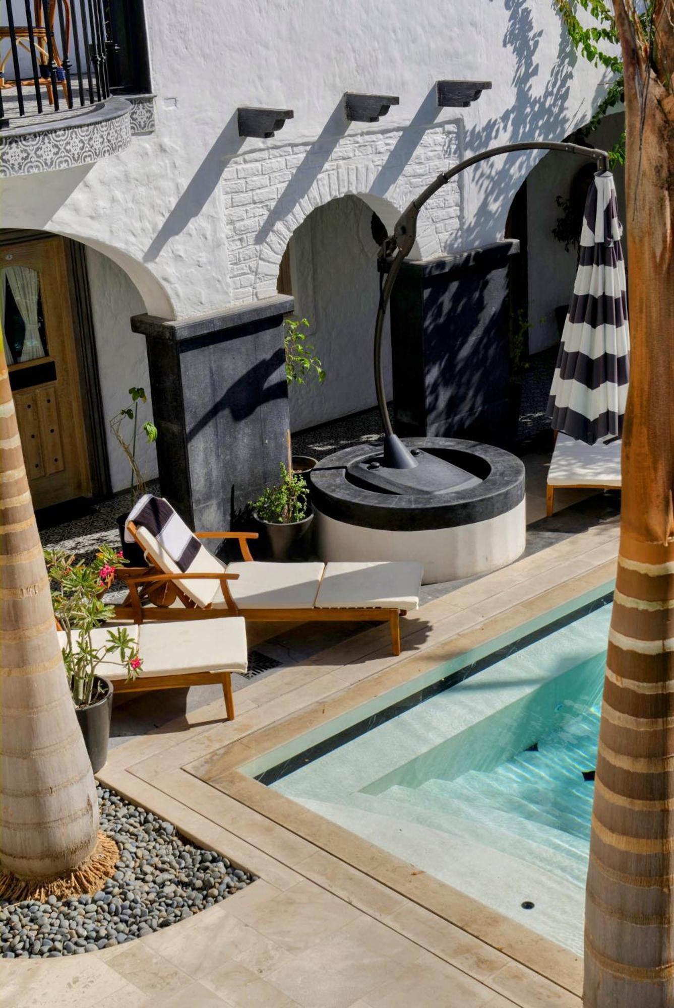 Casa 1880 Hotel