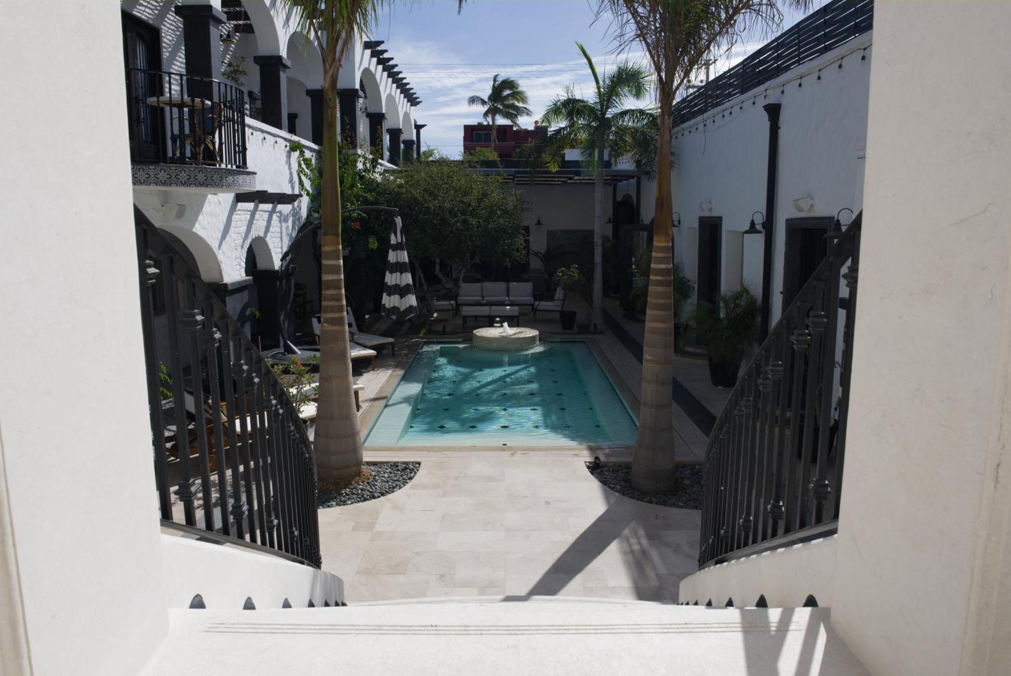 Casa 1880 Hotel