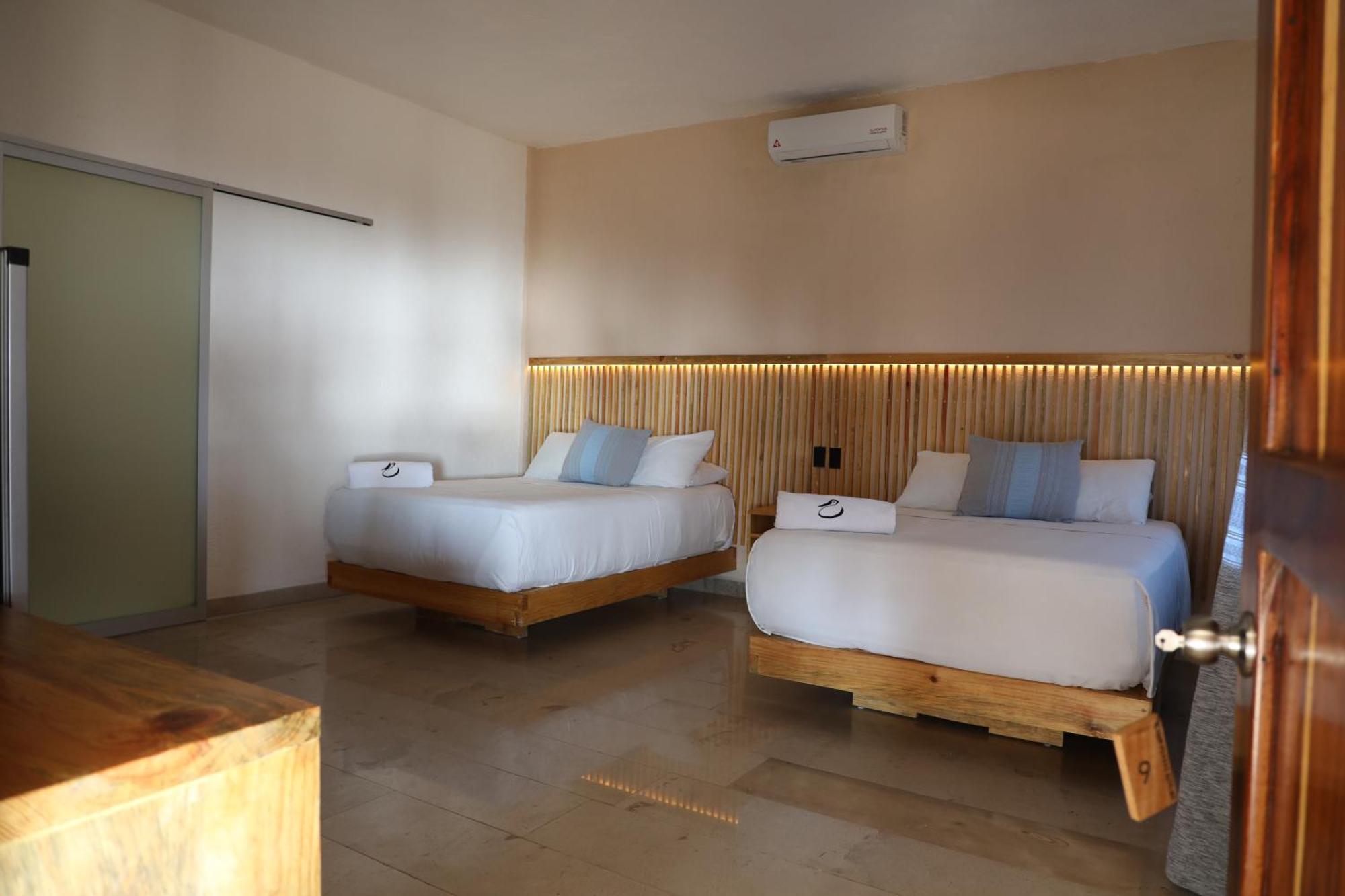Playa Hotel 2*