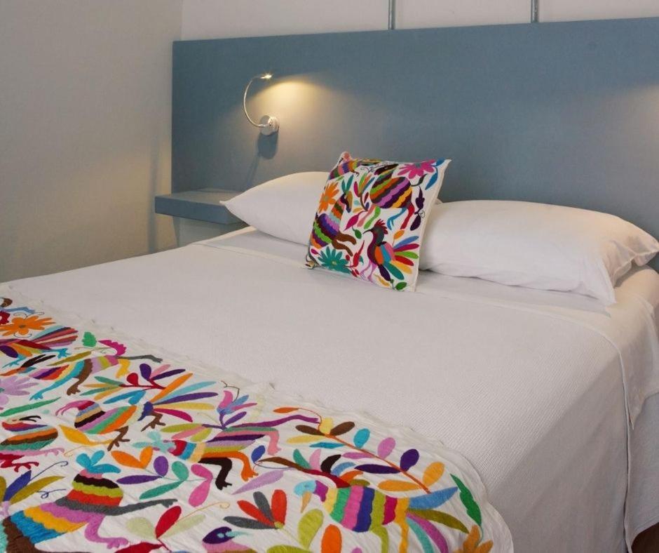 Hotel Bkl *