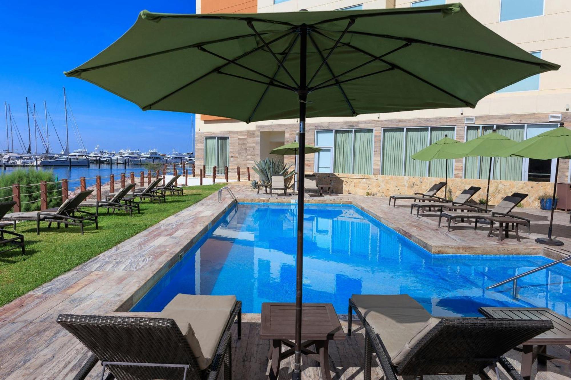Courtyard By Marriott Baja California Sur 4* La Paz