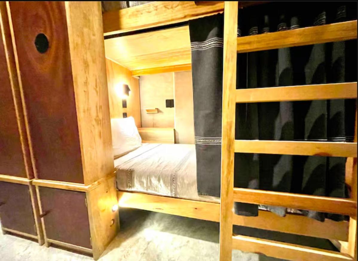 Nectar Hotel, Cafe, Cowork - Adults Only Guest house