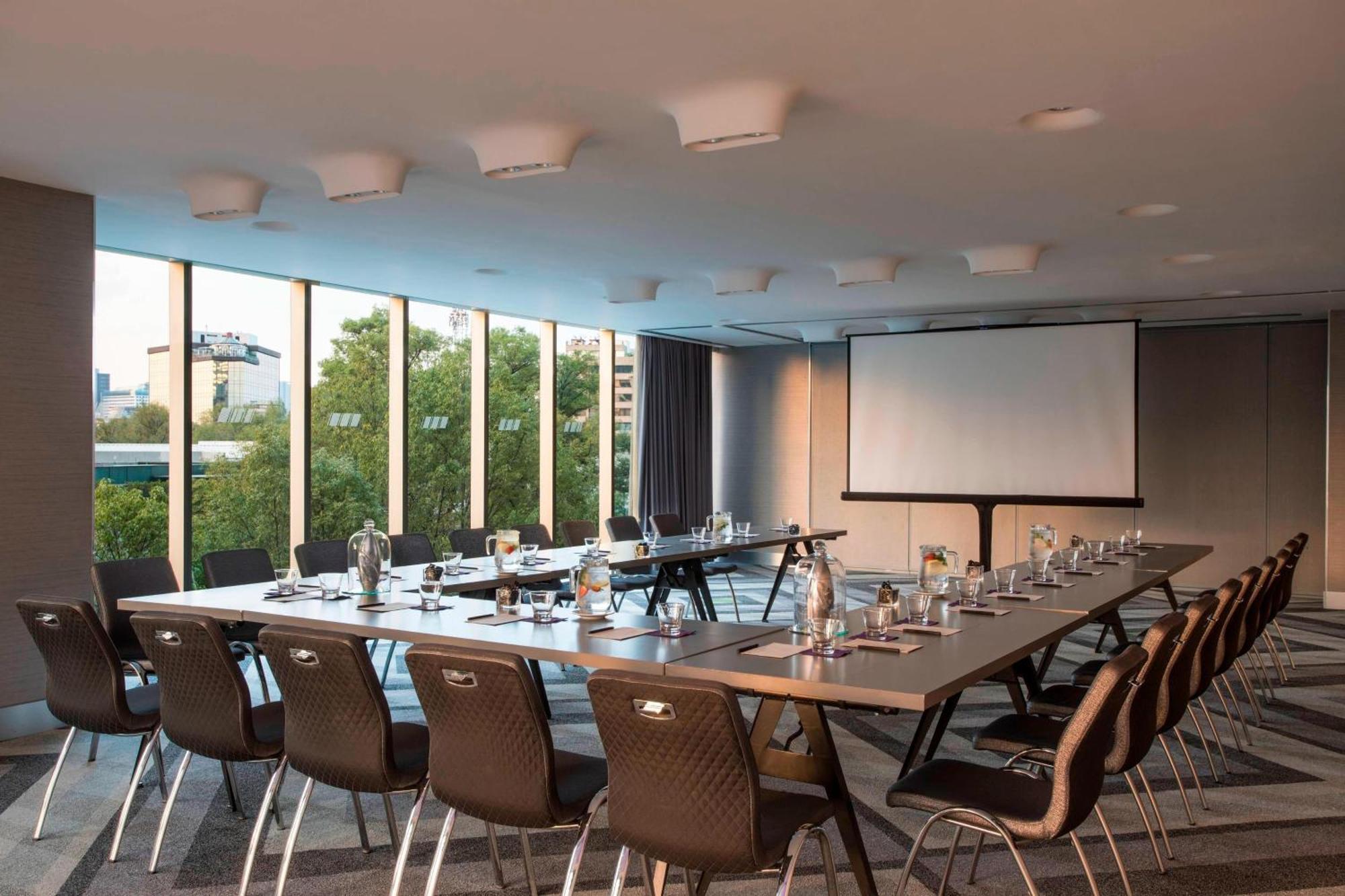 W 5* Mexico City