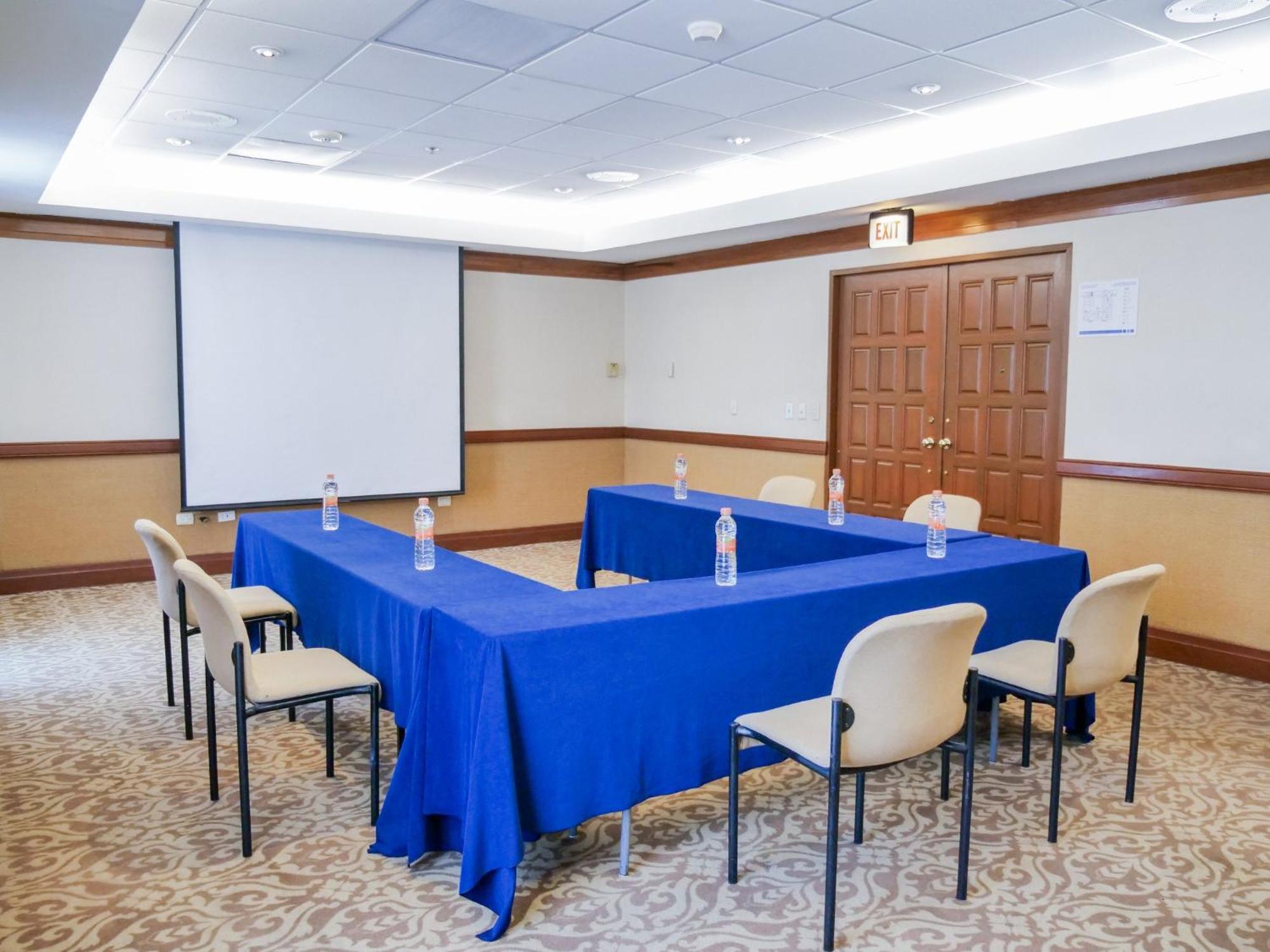 Express Galerias-san Jeronimo By Ihg Hotel Monterrey