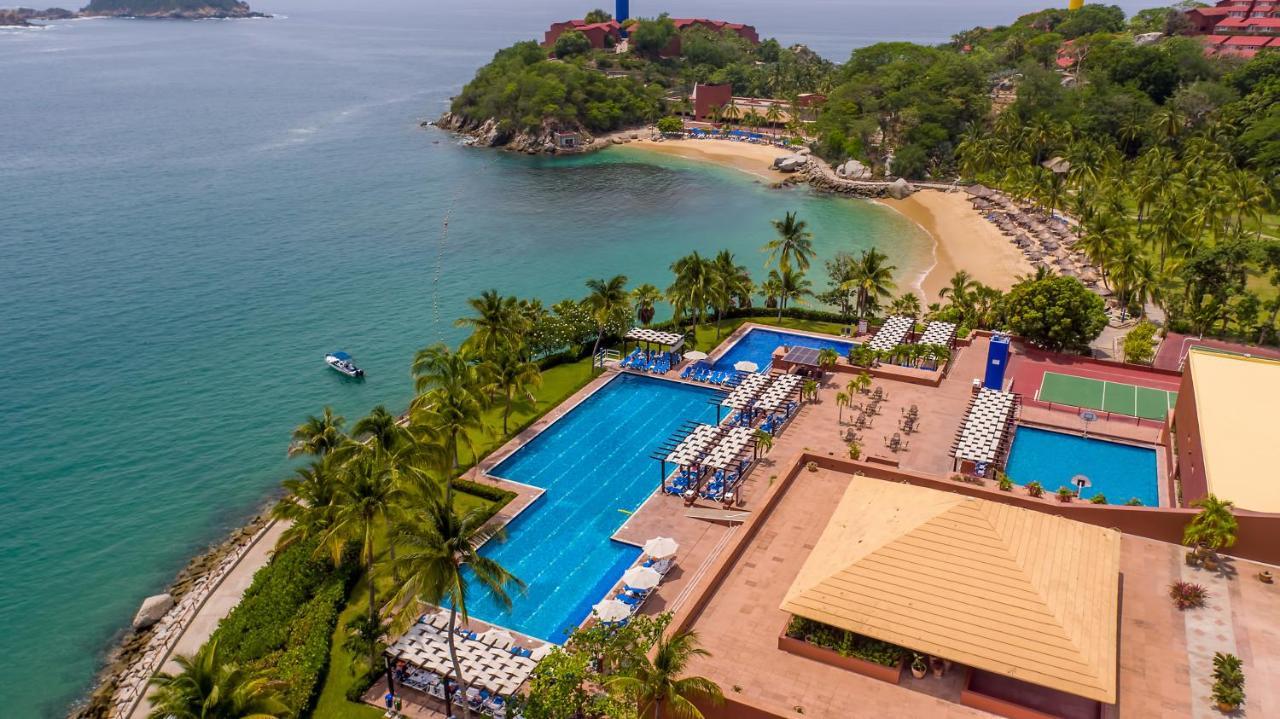 Brisas Huatulco Resort