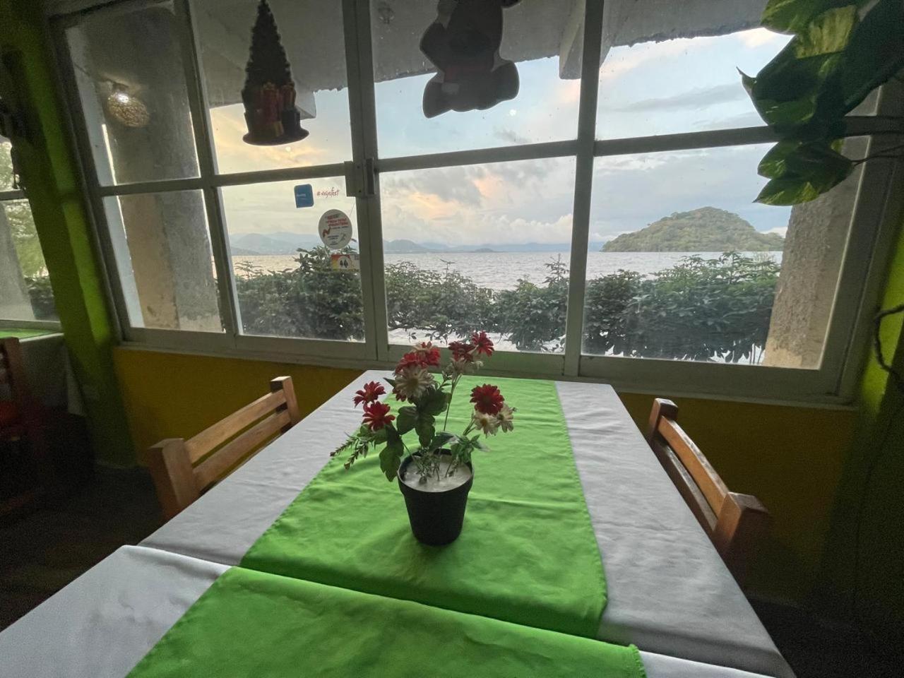 La Del 2* Catemaco