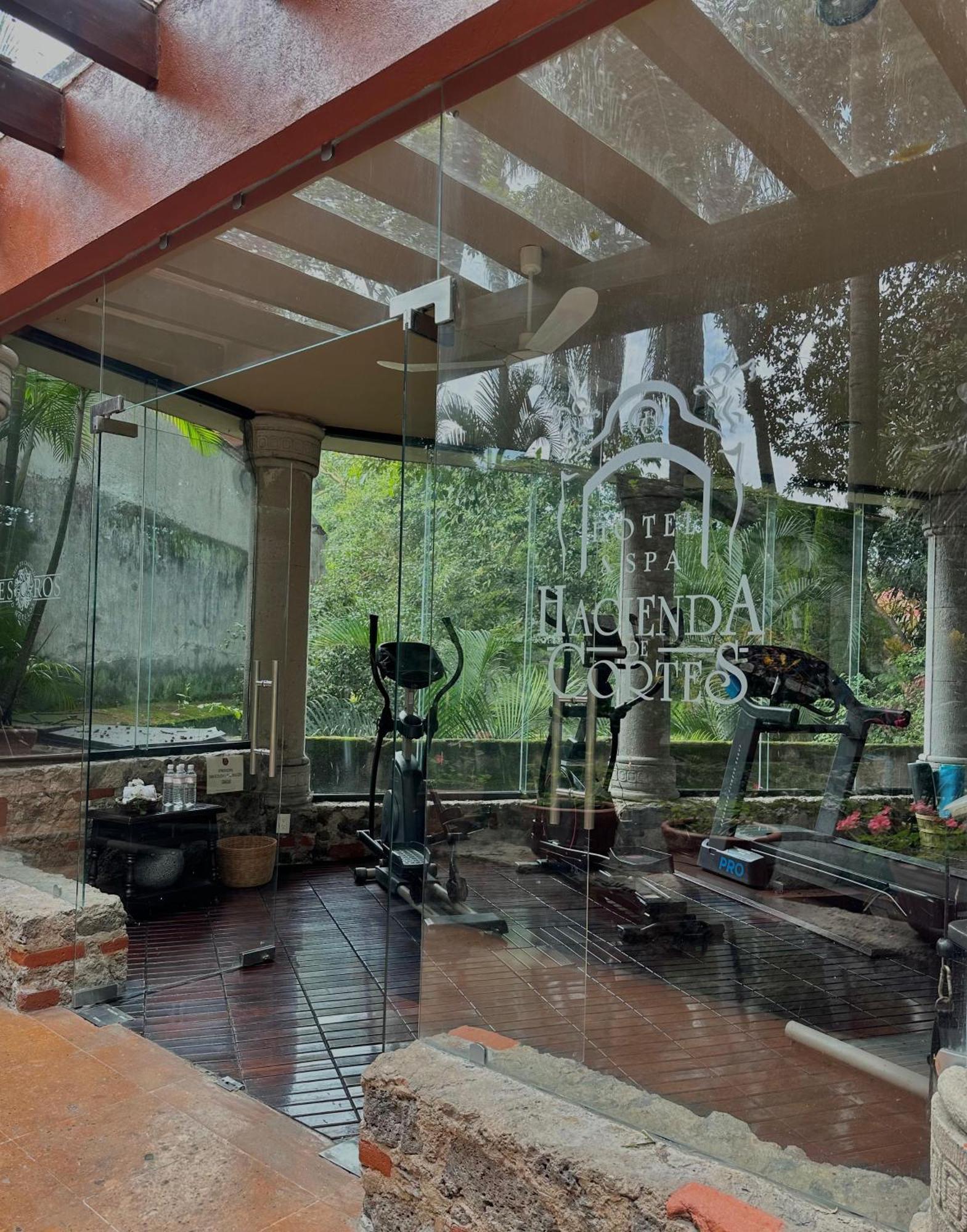 Hotel & Hacienda De Cortes 5*