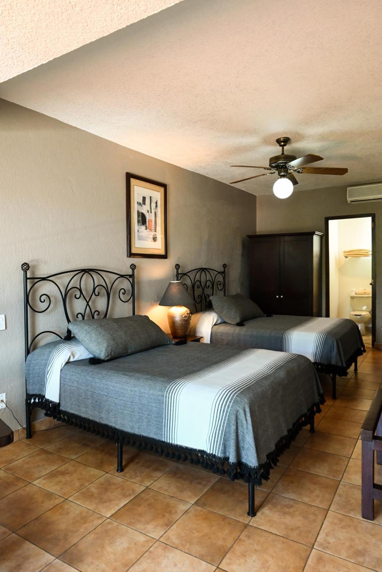 Hacienda 4*