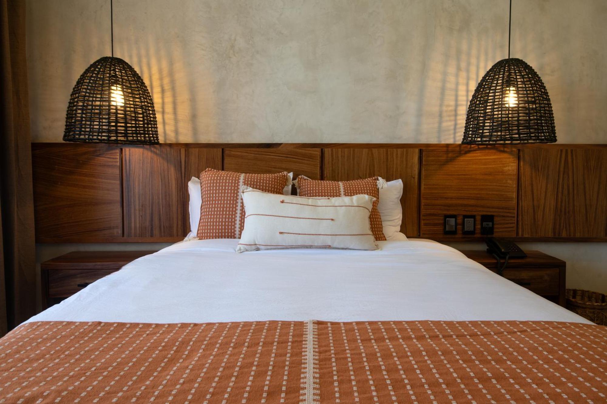 Mantra Boutique Hotel 4*