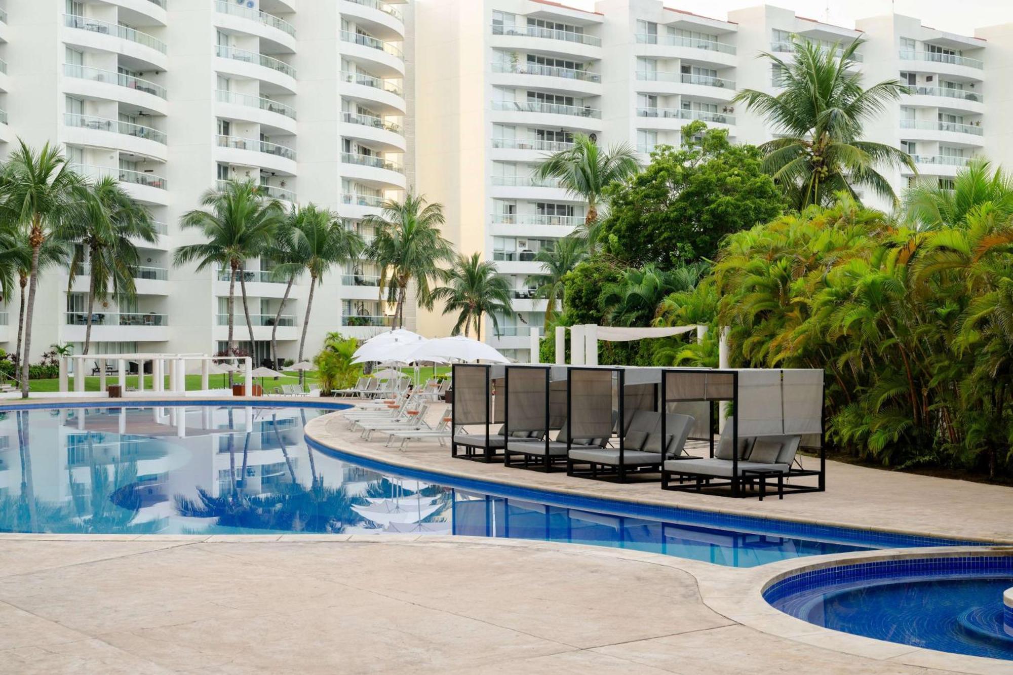 Wyndham Alltra Vallarta, Nuevo Vallarta
