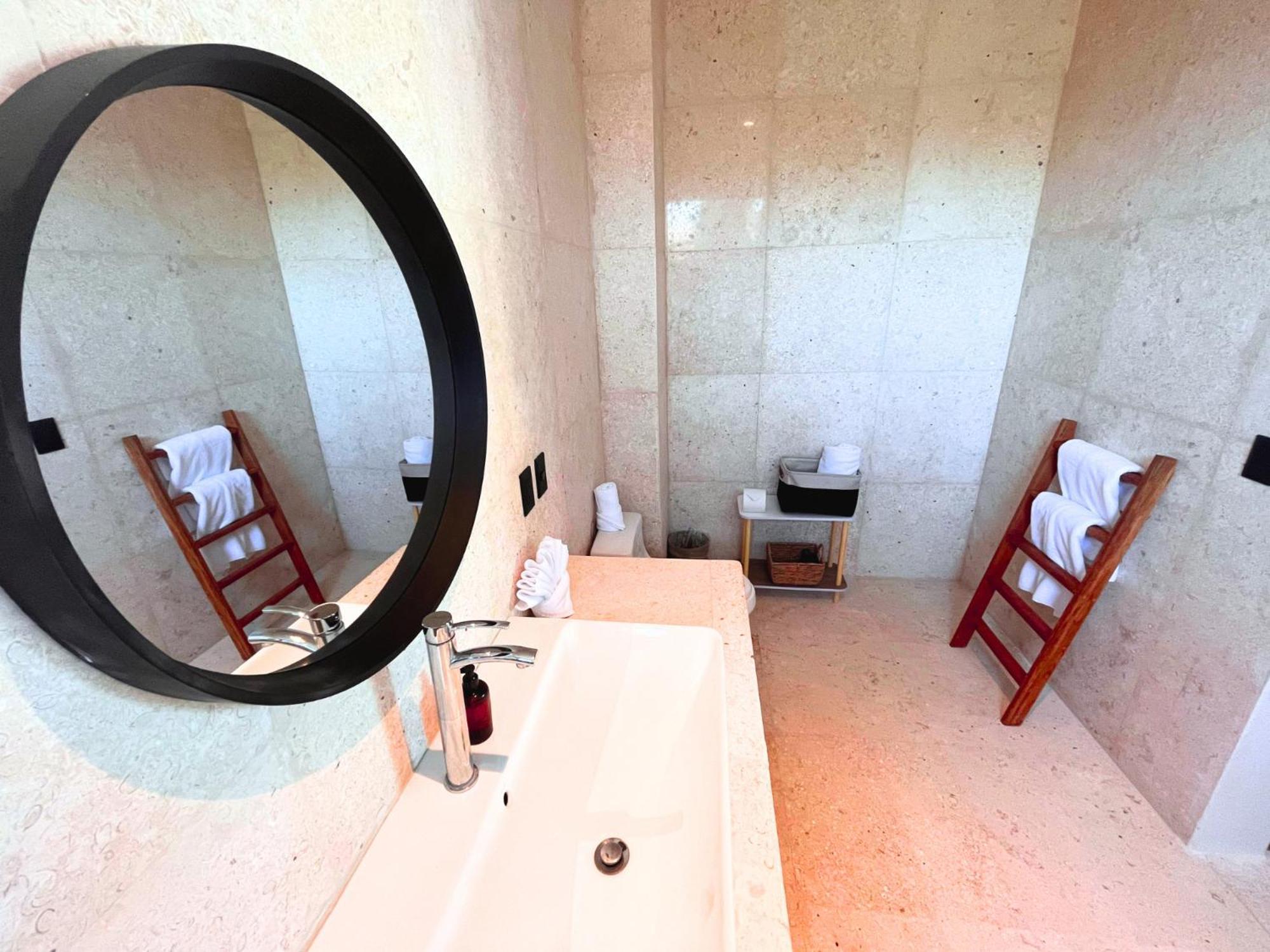 Hotel Front Boutique Dk House 4*