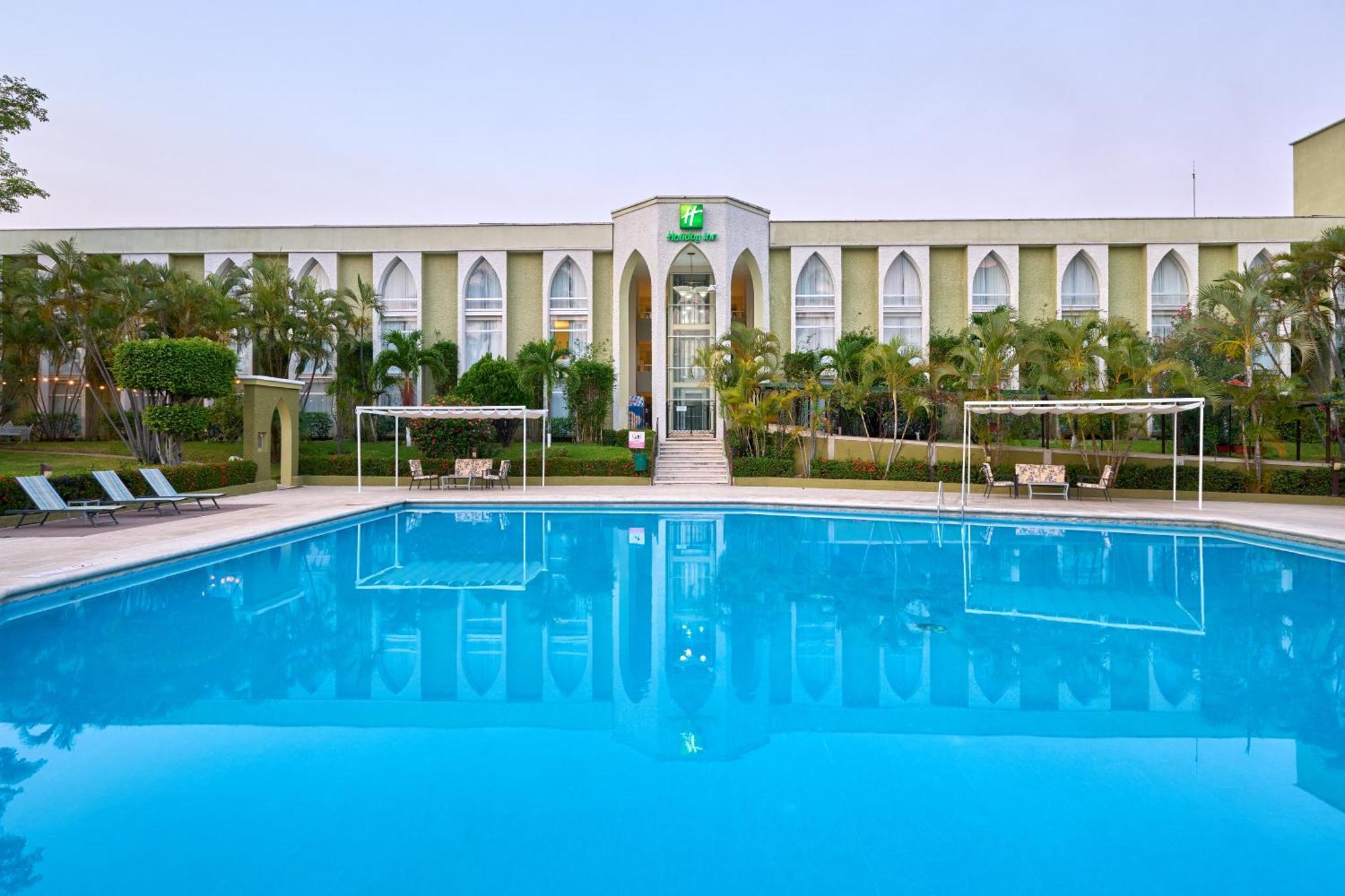 Hotel By Ihg 3*