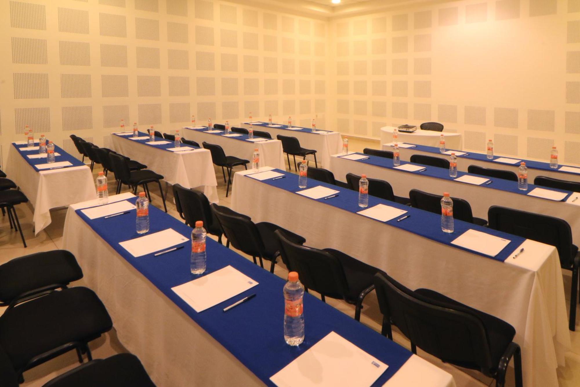 Express By Ihg 4*