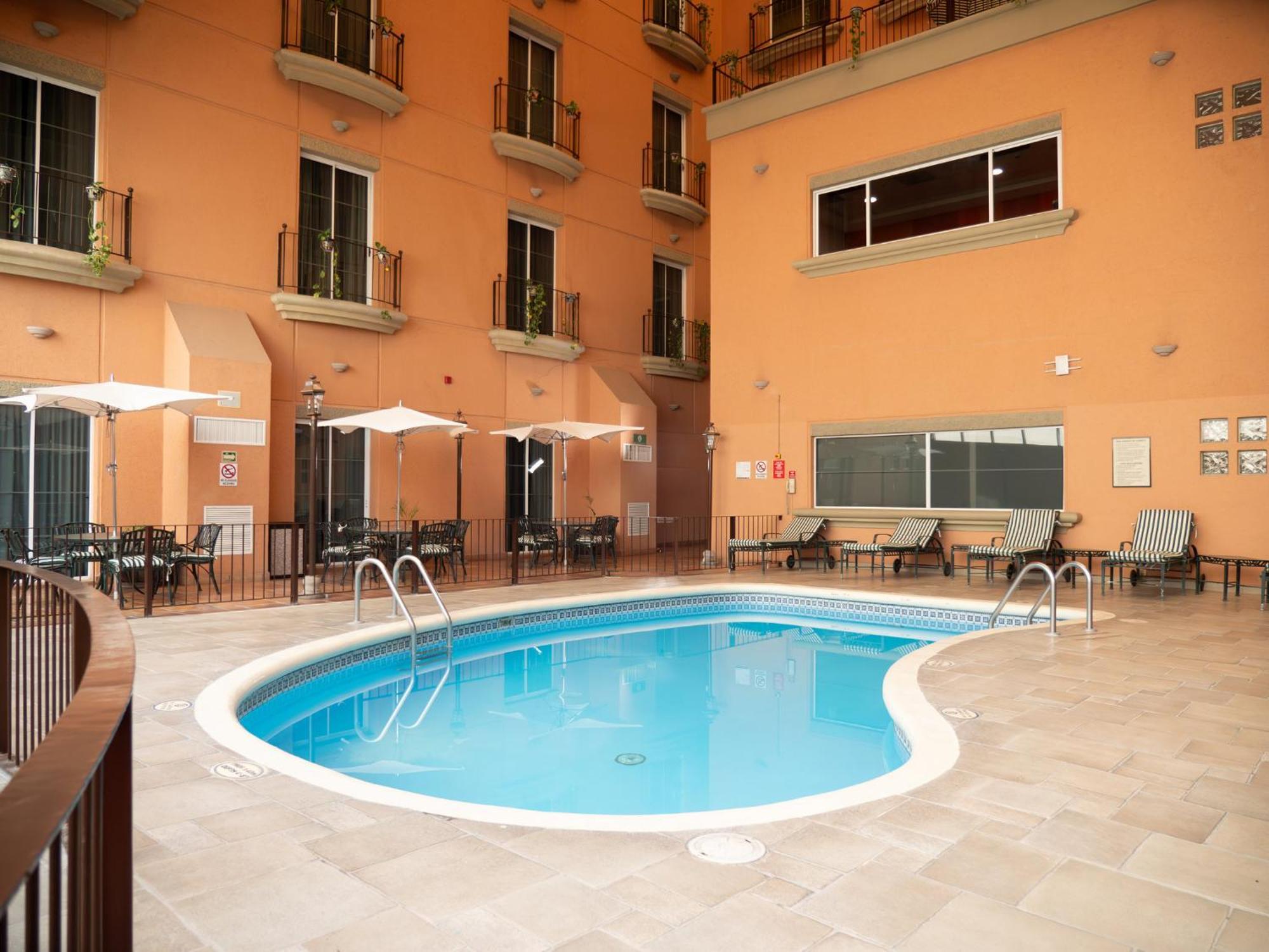 Hotel Express Silao-aeropuerto Bajio By Ihg