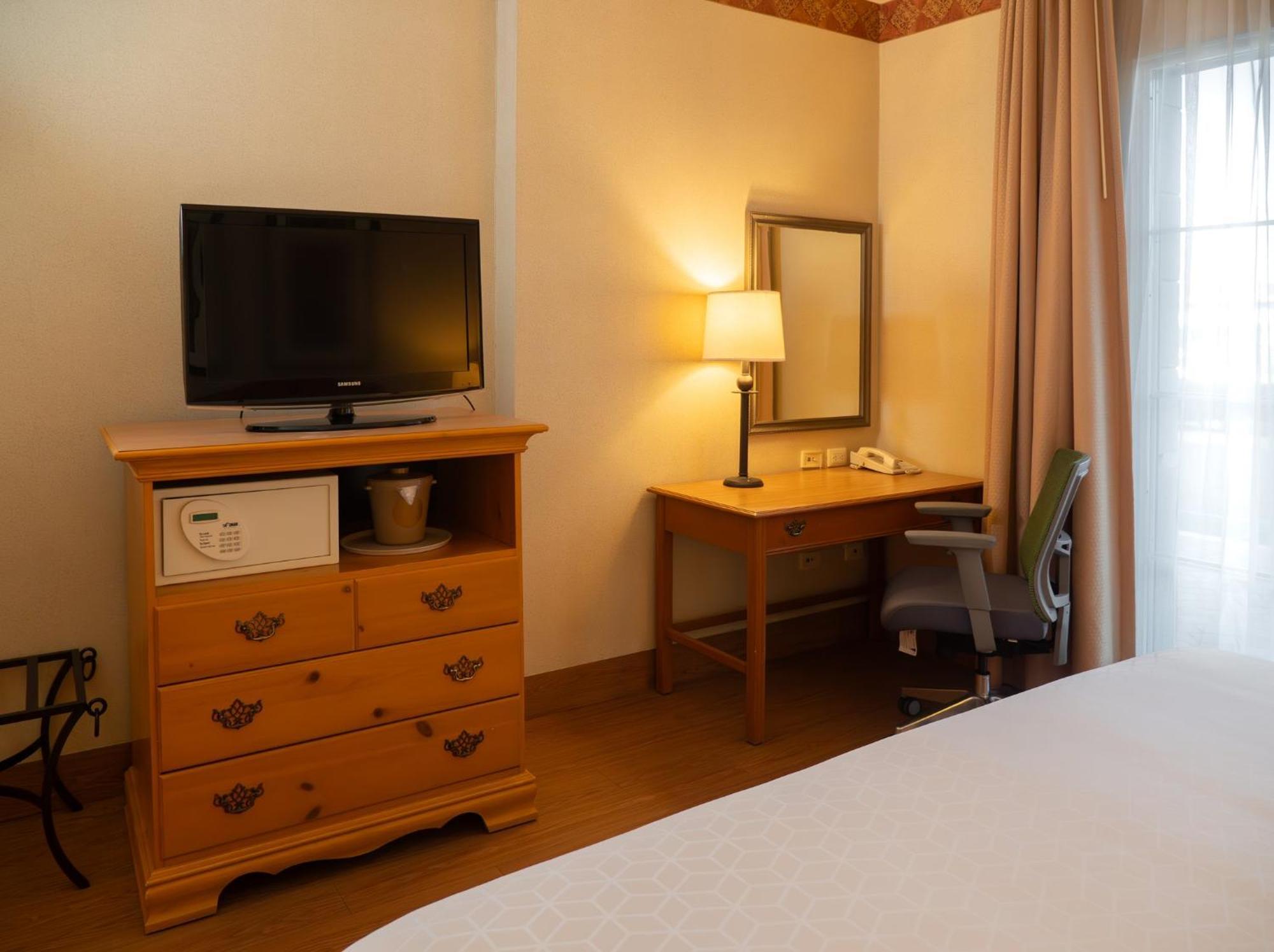 Hotel Express Silao-aeropuerto Bajio By Ihg Silao