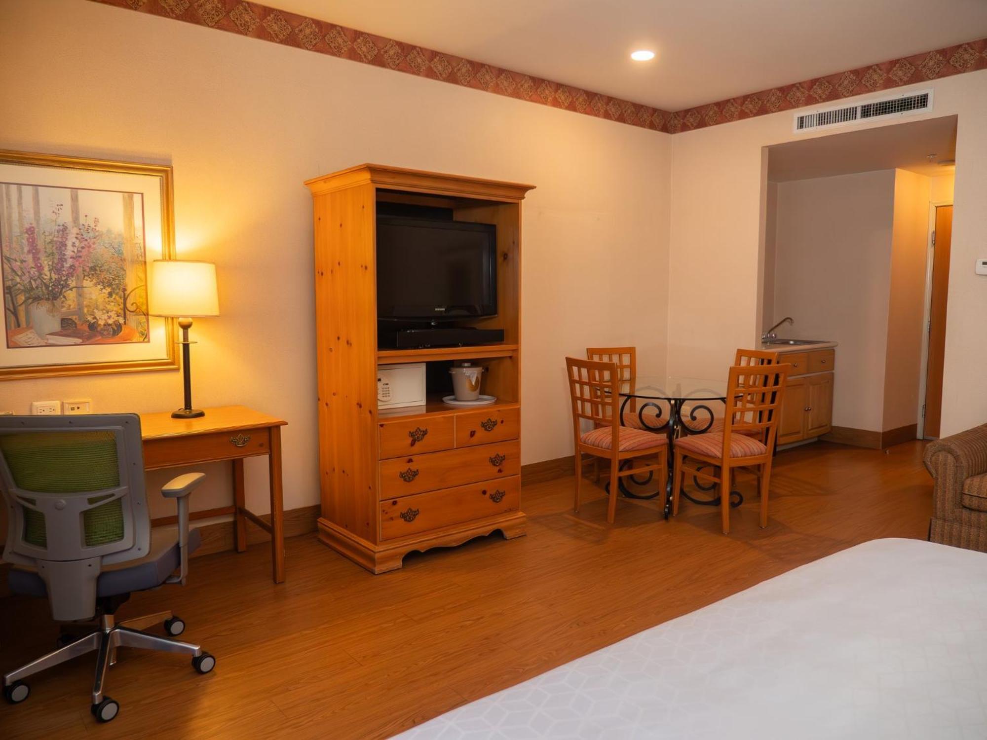 Express Silao-aeropuerto Bajio By Ihg Hotel 4*