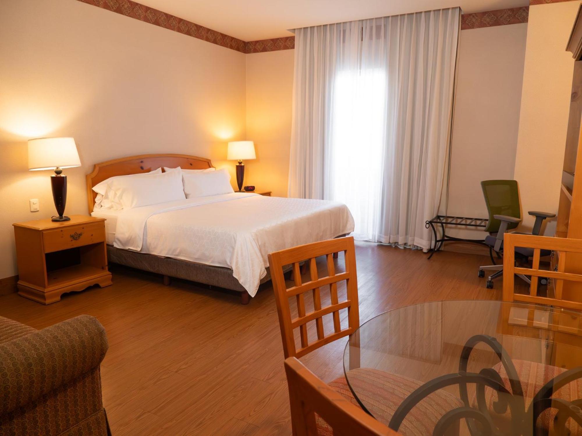 Hotel Express Silao-aeropuerto Bajio By Ihg Silao