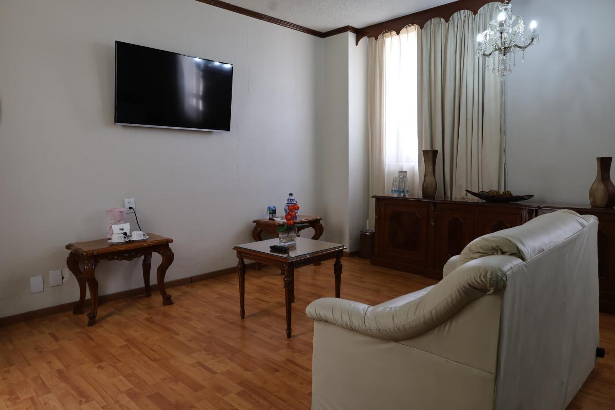Hotel Aristos 3*
