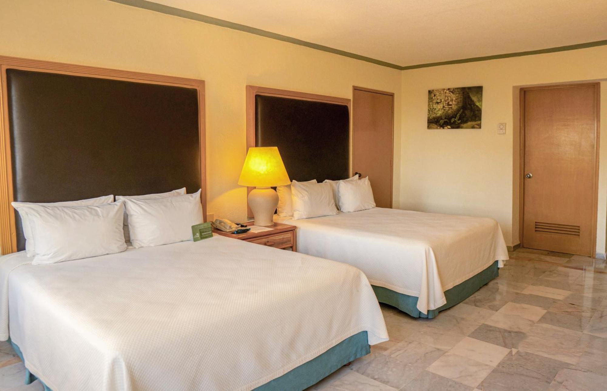 Hotel Samba Vallarta 4*