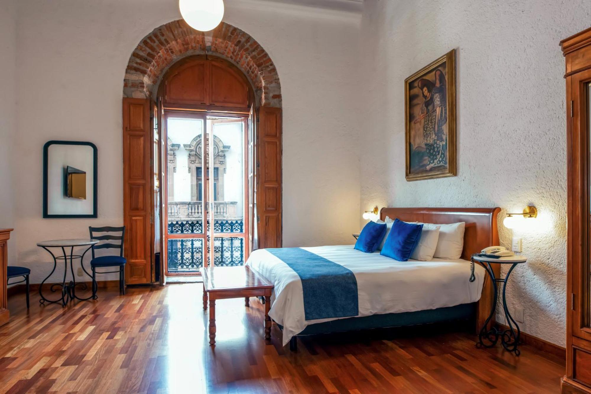 Hotel Juaninos