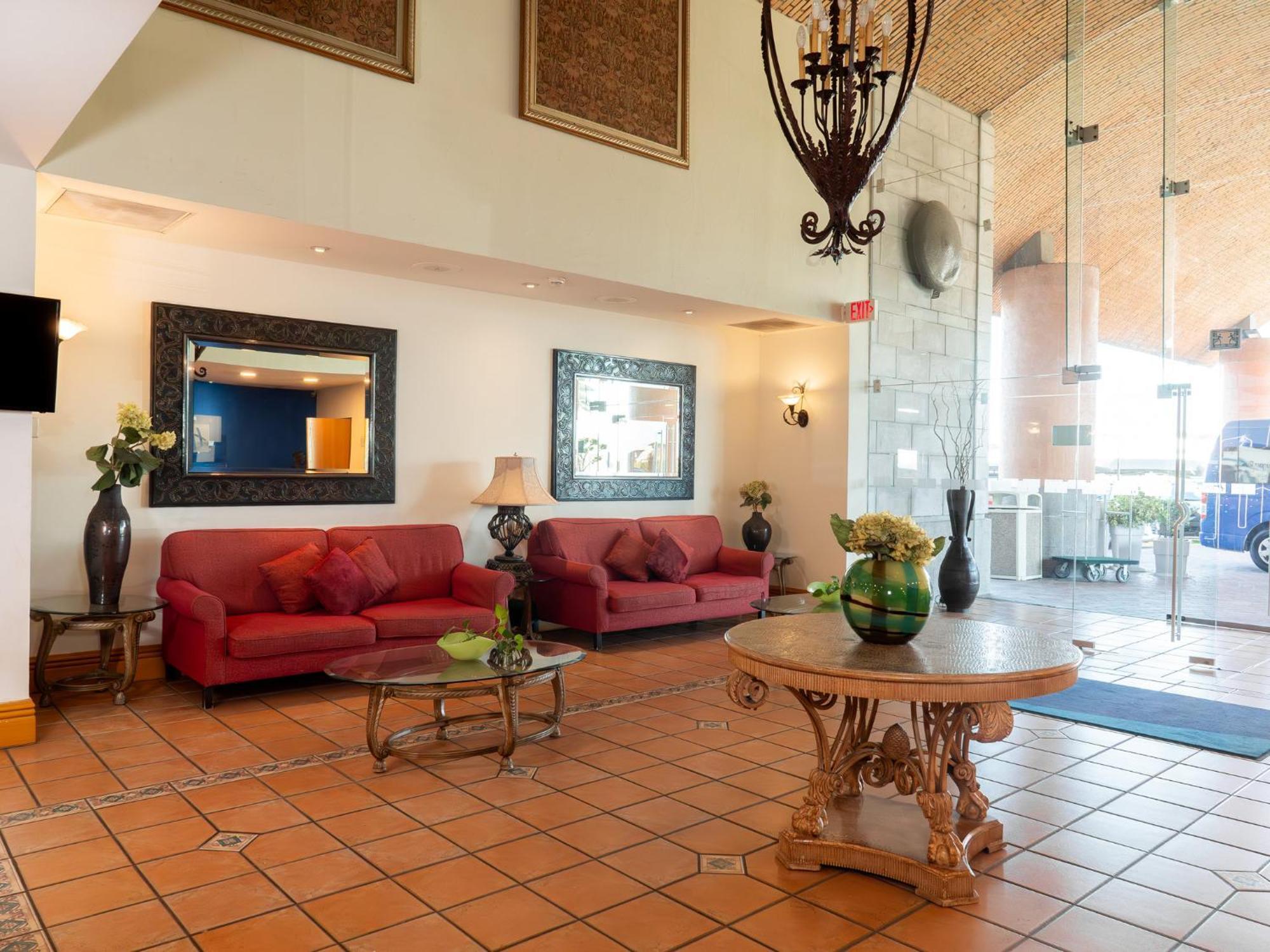Hotel Express Silao-aeropuerto Bajio By Ihg 4*